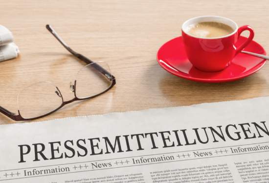 Pressemitteilungen schreiben: KI trifft Textkompetenz